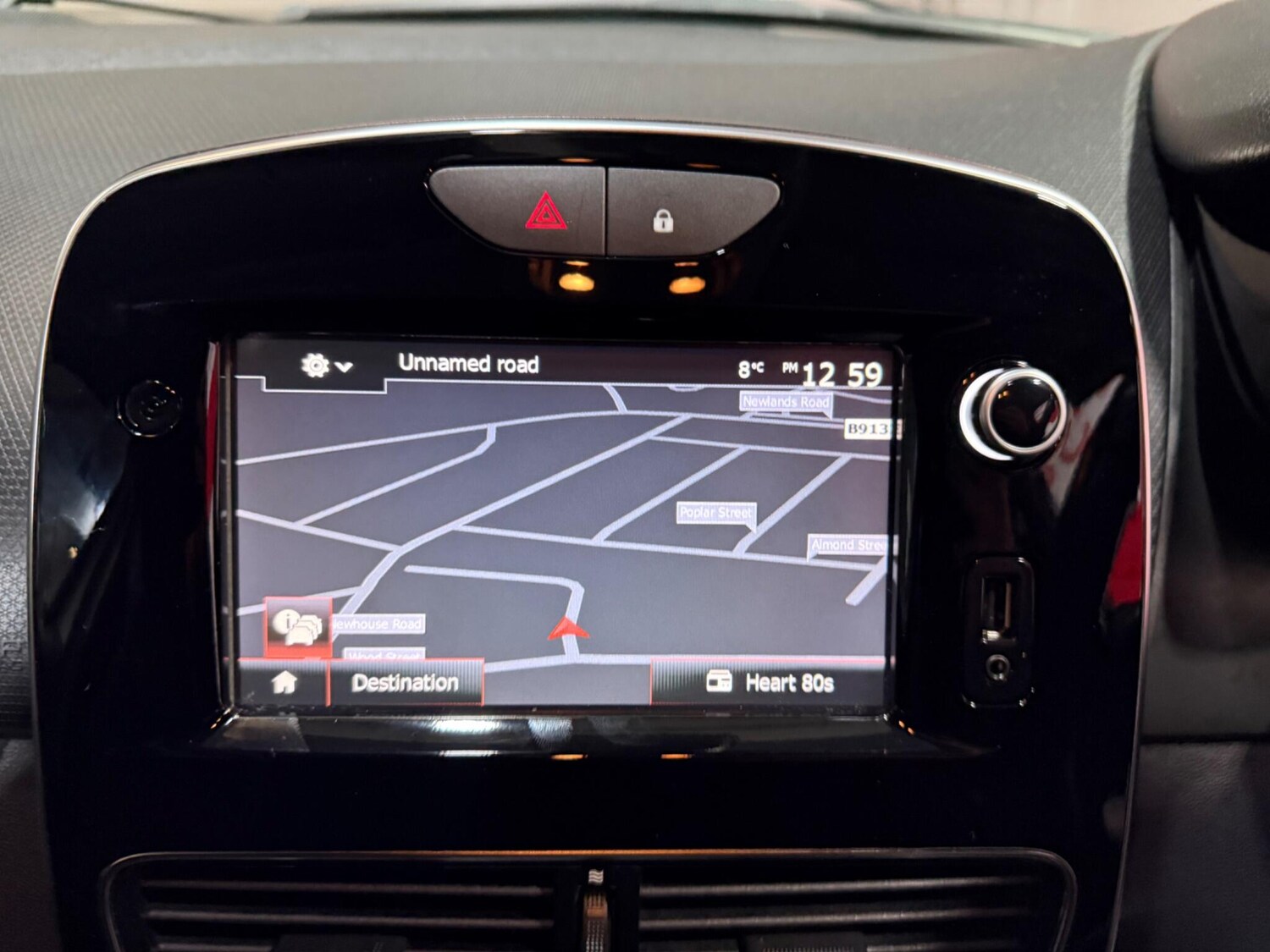 Used Renault Clio 2017 for sale - 76765228: Photo 49