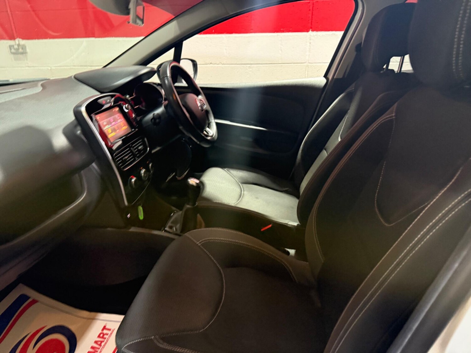 Used Renault Clio 2017 for sale - 76765228: Photo 59