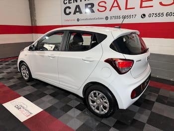 Used Hyundai i10 2018 for sale - 79669230: Photo