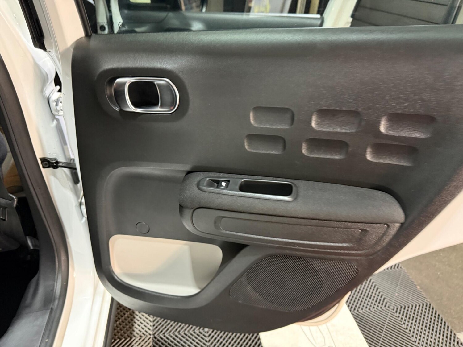 Used Citroen C3 2022 for sale - 77722540: Photo 33