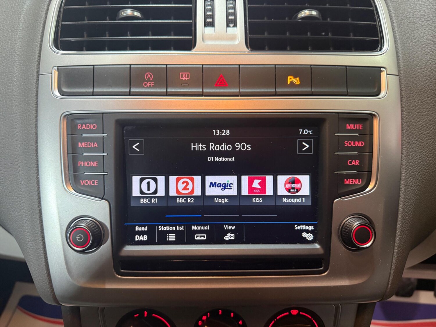 Used Volkswagen Polo 2017 for sale - 77523568: Photo 42