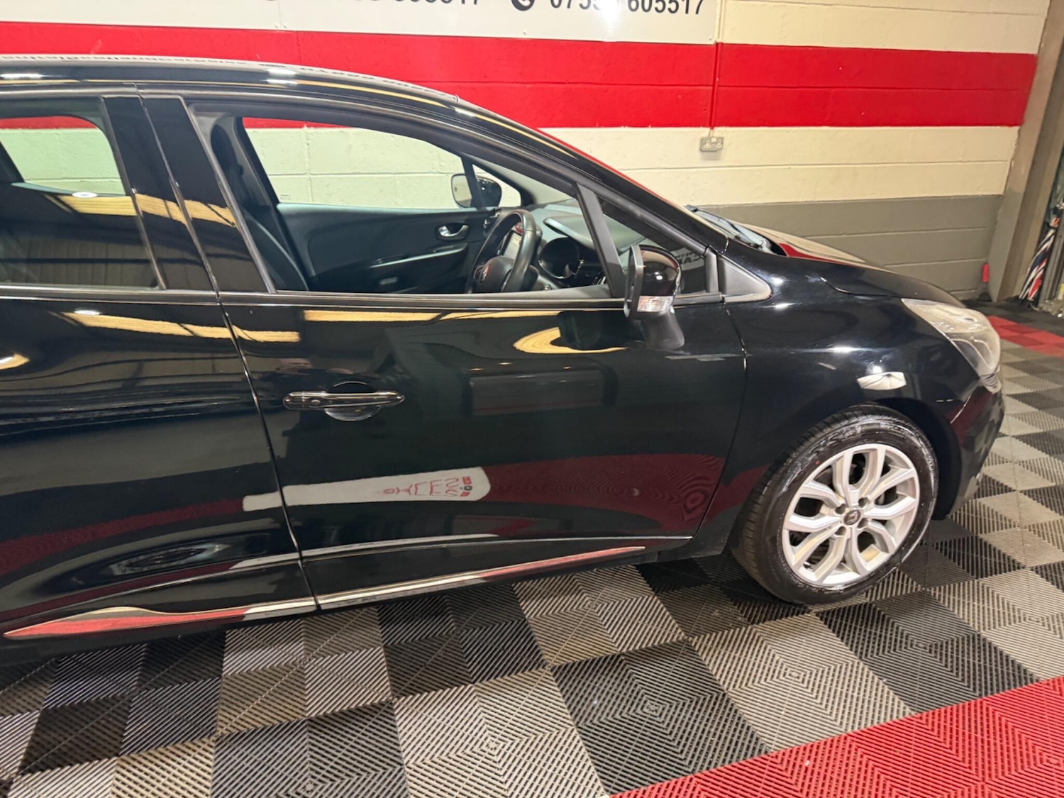 Used Renault Clio for sale - 78147924: Photo 11