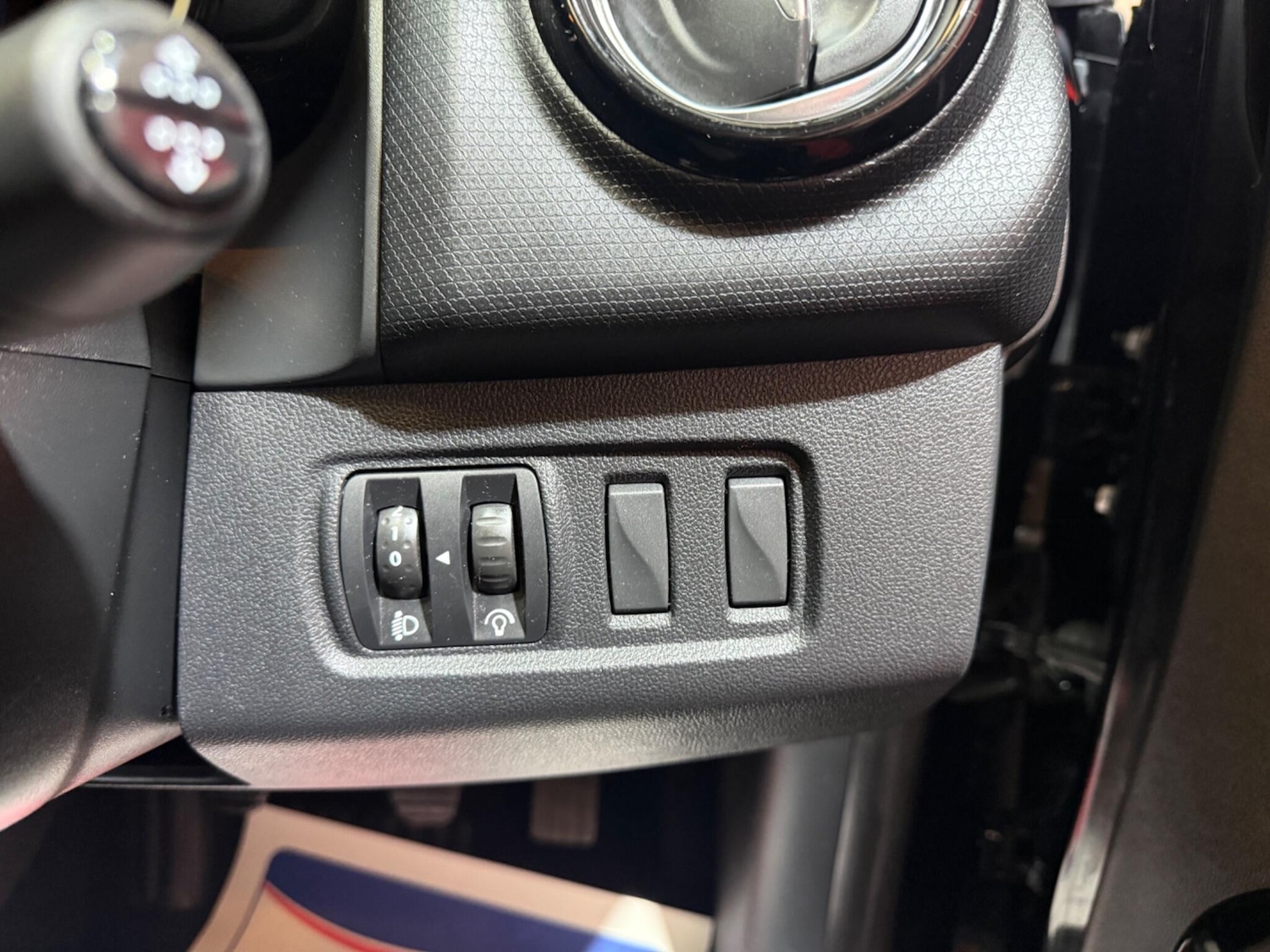 Used Renault Clio for sale - 78147924: Photo 30