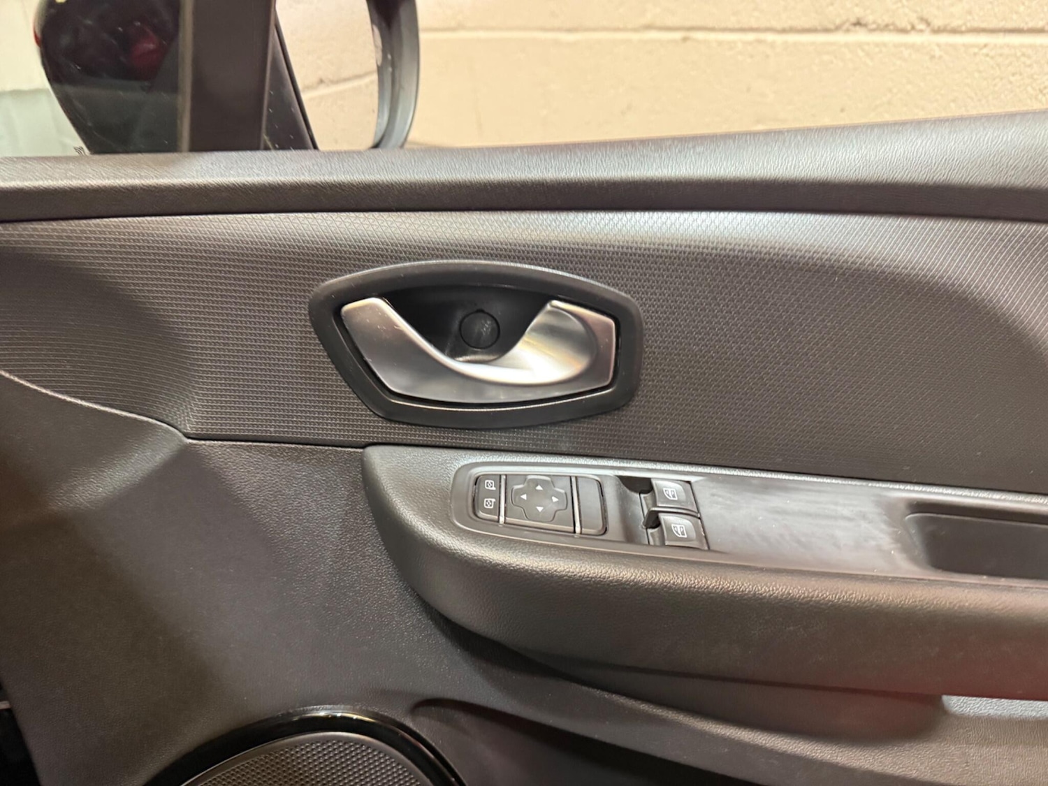 Used Renault Clio for sale - 78147924: Photo 35