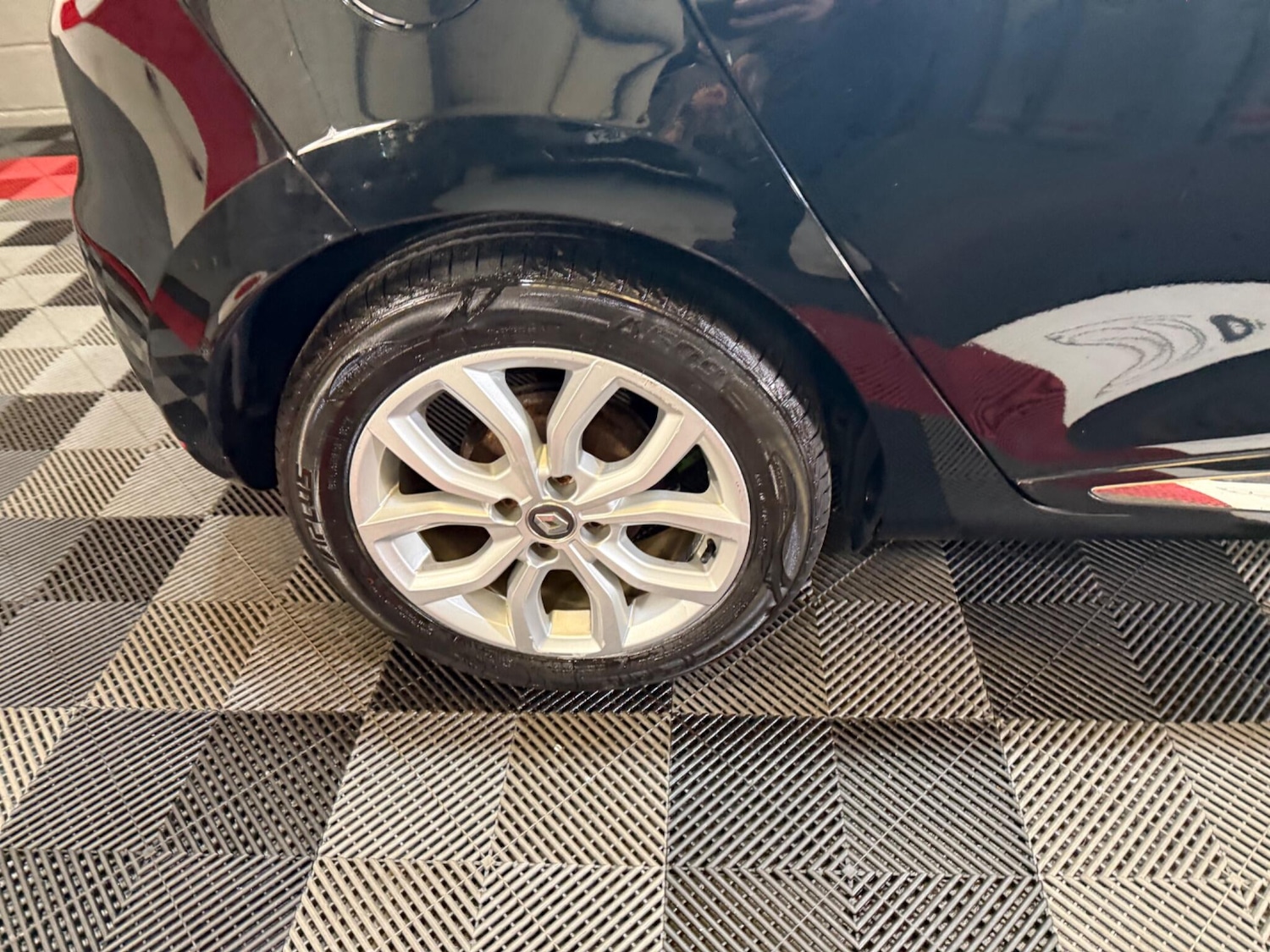 Used Renault Clio for sale - 78147924: Photo 37