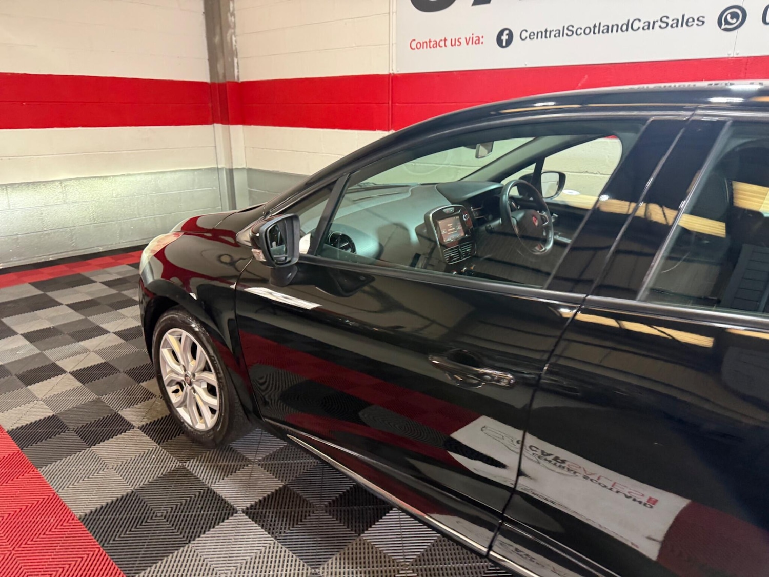 Used Renault Clio for sale - 78147924: Photo 60