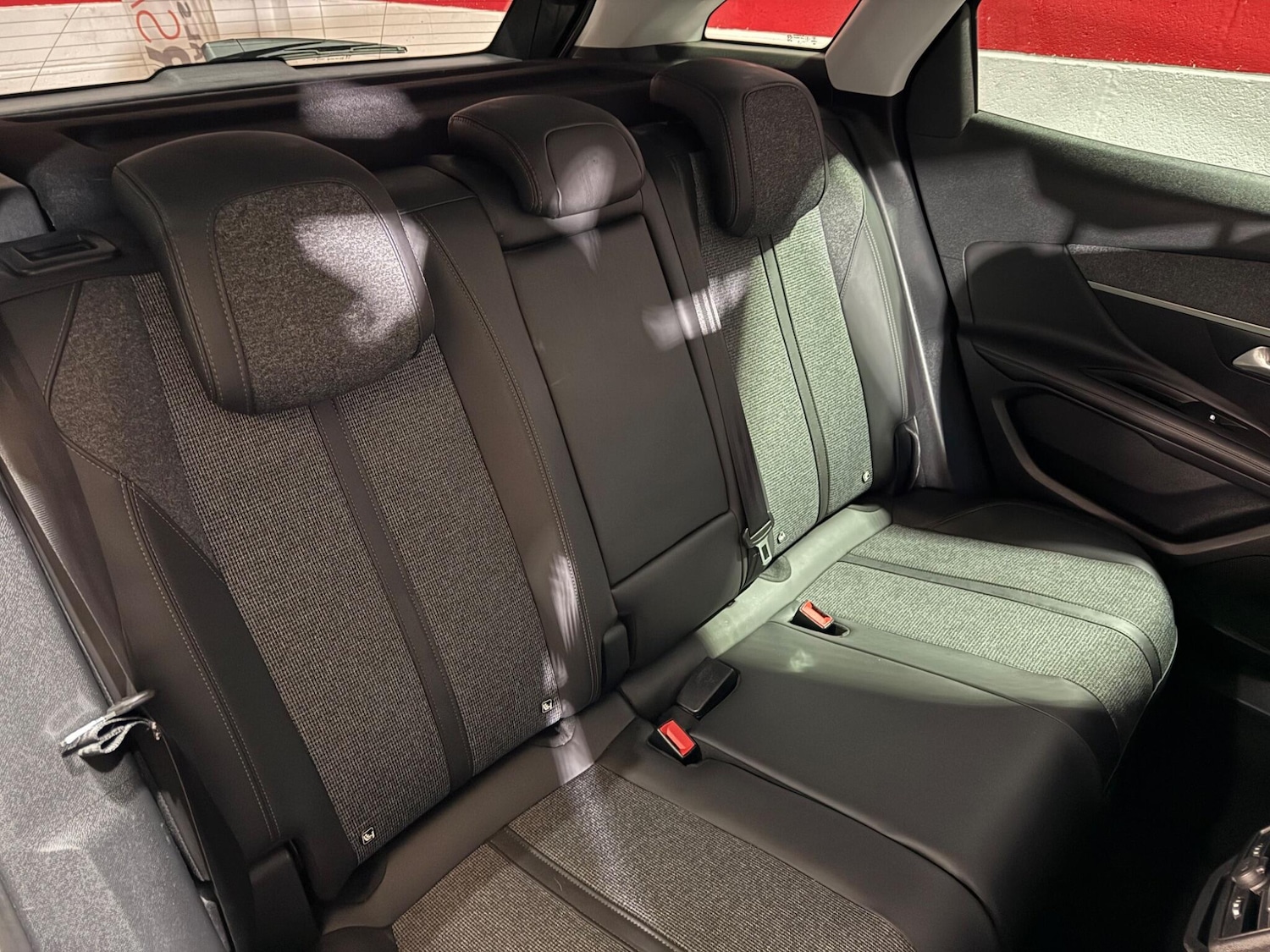 Used Peugeot 3008 2018 for sale - 76259128: Photo 27