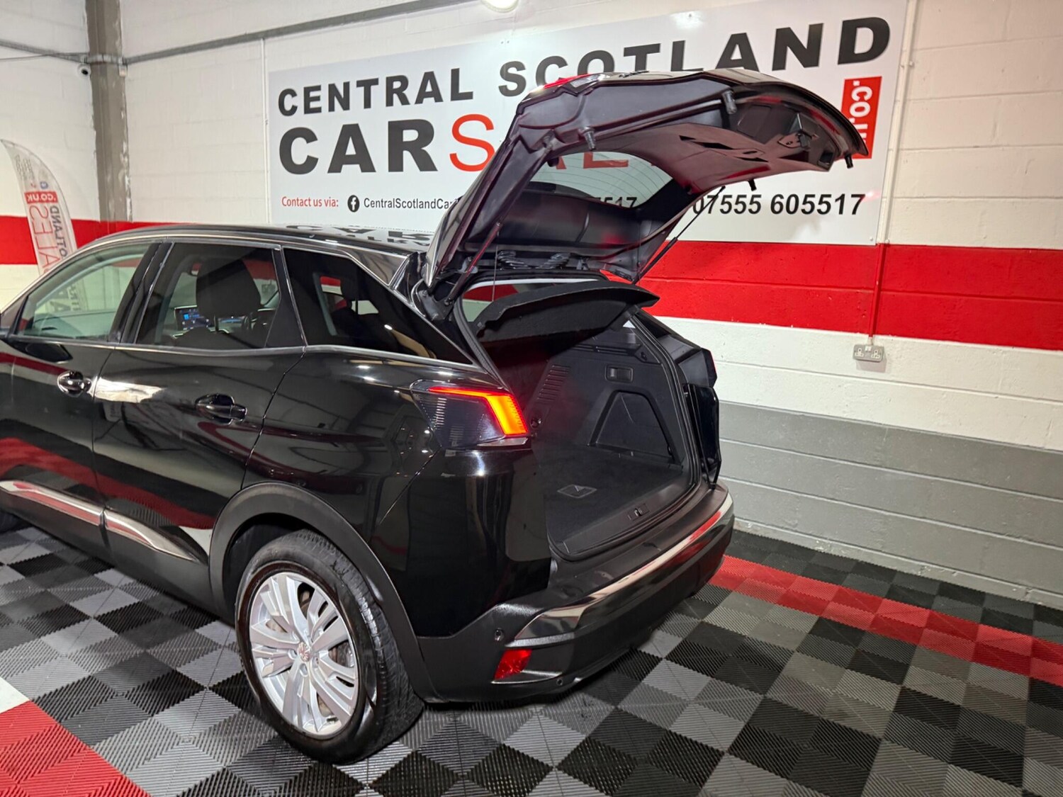 Used Peugeot 3008 2018 for sale - 76259128: Photo 9