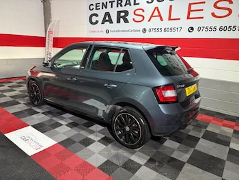 Used Skoda Fabia 2017 for sale - 76572249: Photo