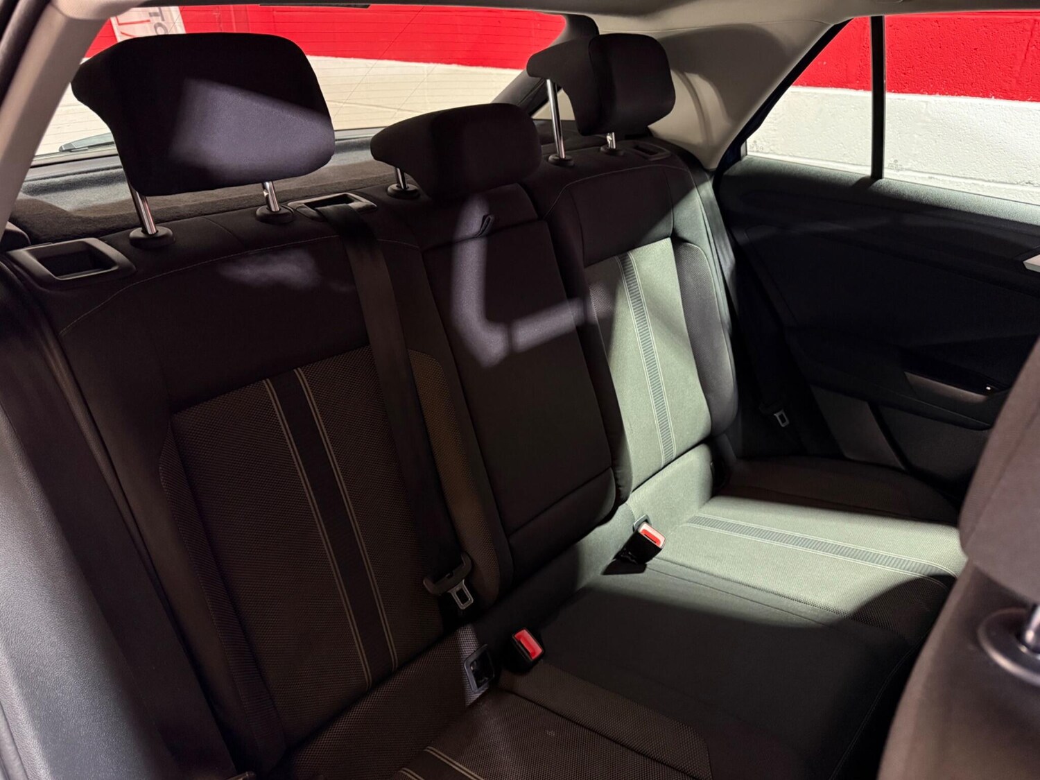 Used Volkswagen T-Roc 2019 for sale - 76215673: Photo 23