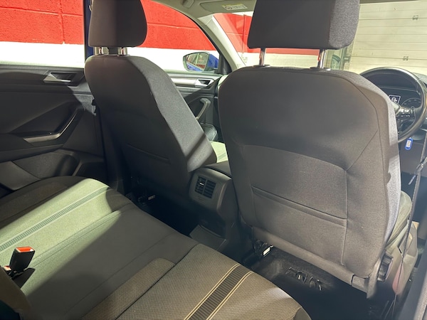 Used Volkswagen T-Roc 2019 for sale - 76215673: Photo 24