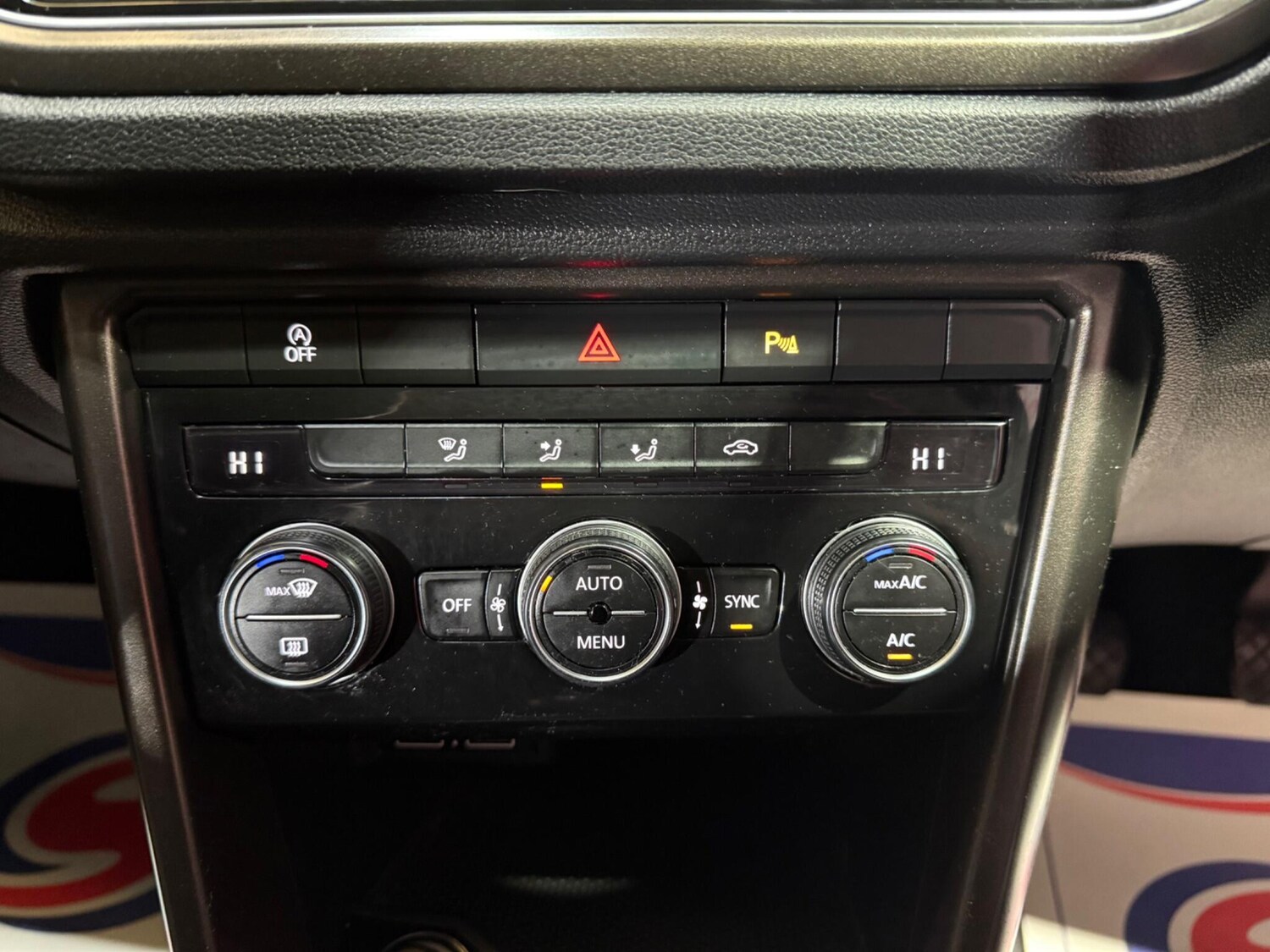 Used Volkswagen T-Roc 2019 for sale - 76215673: Photo 27