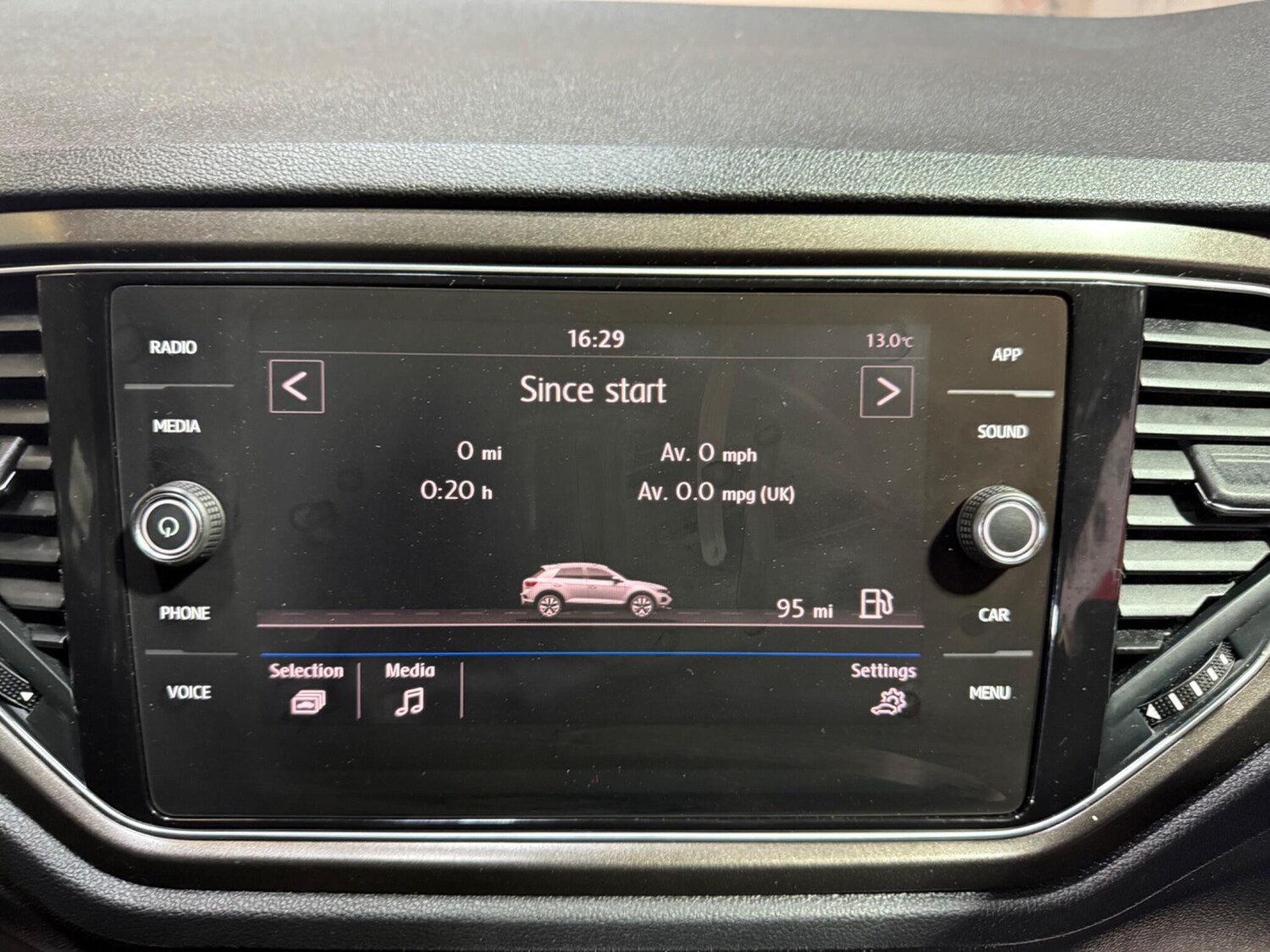 Used Volkswagen T-Roc 2019 for sale - 76215673: Photo 49