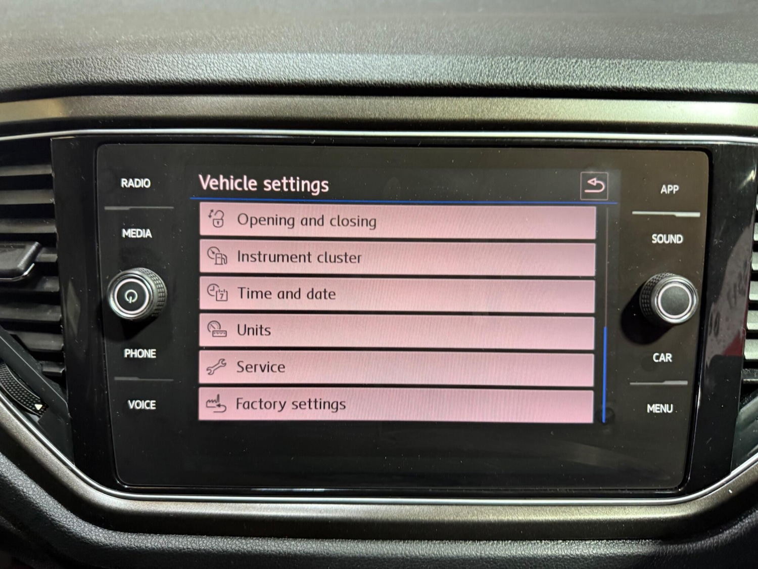 Used Volkswagen T-Roc 2019 for sale - 76215673: Photo 52