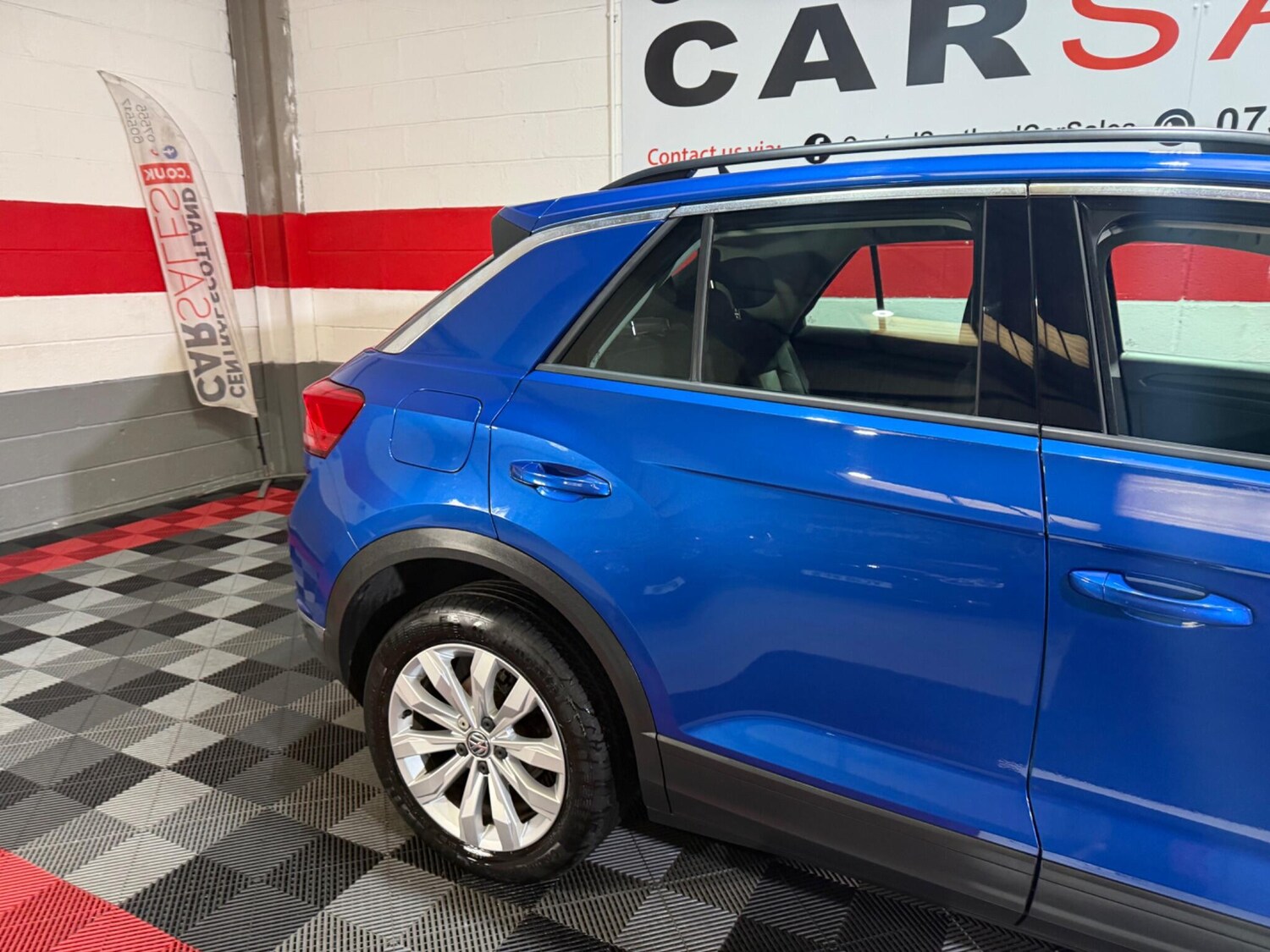 Used Volkswagen T-Roc 2019 for sale - 76215673: Photo 64