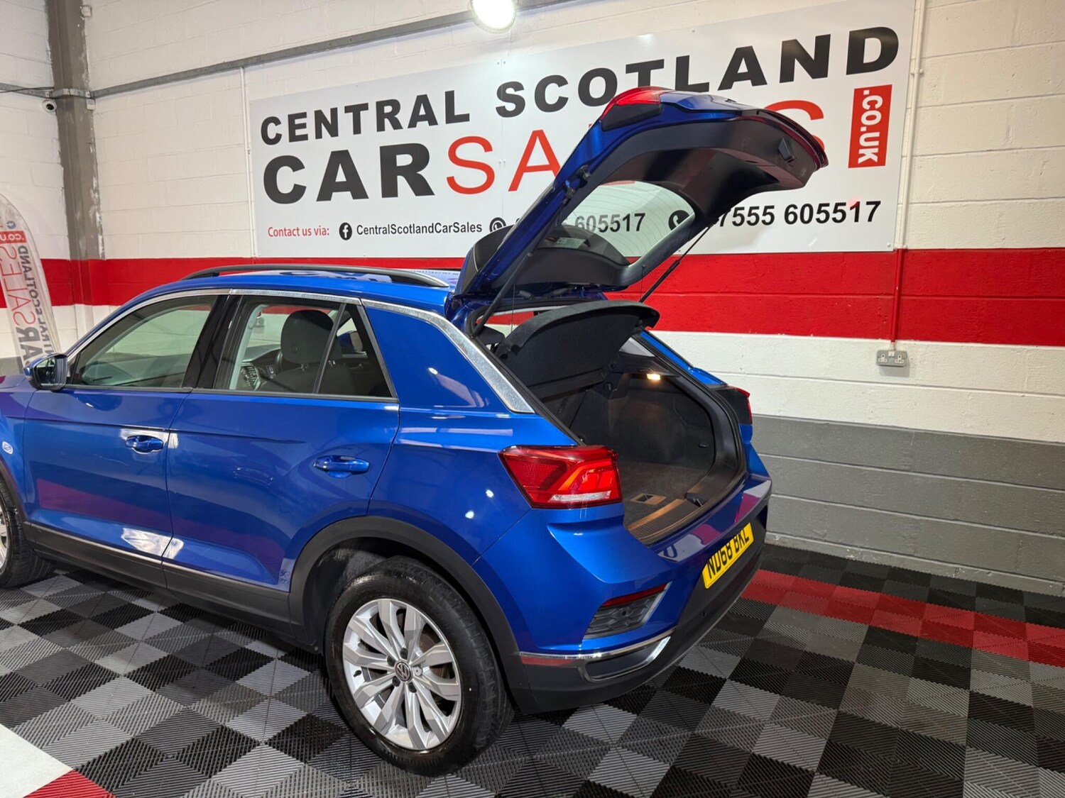 Used Volkswagen T-Roc 2019 for sale - 76215673: Photo 8
