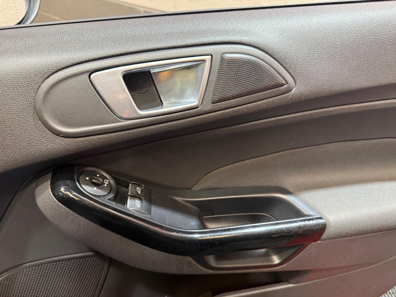 Used Ford Fiesta 2016 for sale - 78170061: Photo 34