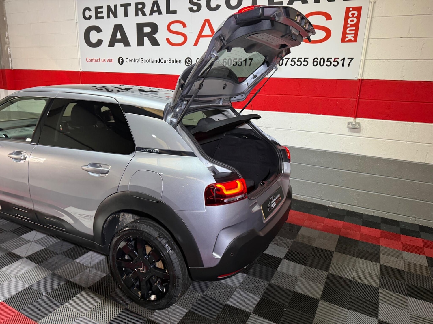 Used Citroen C4 Cactus for sale - 77266649: Photo 11