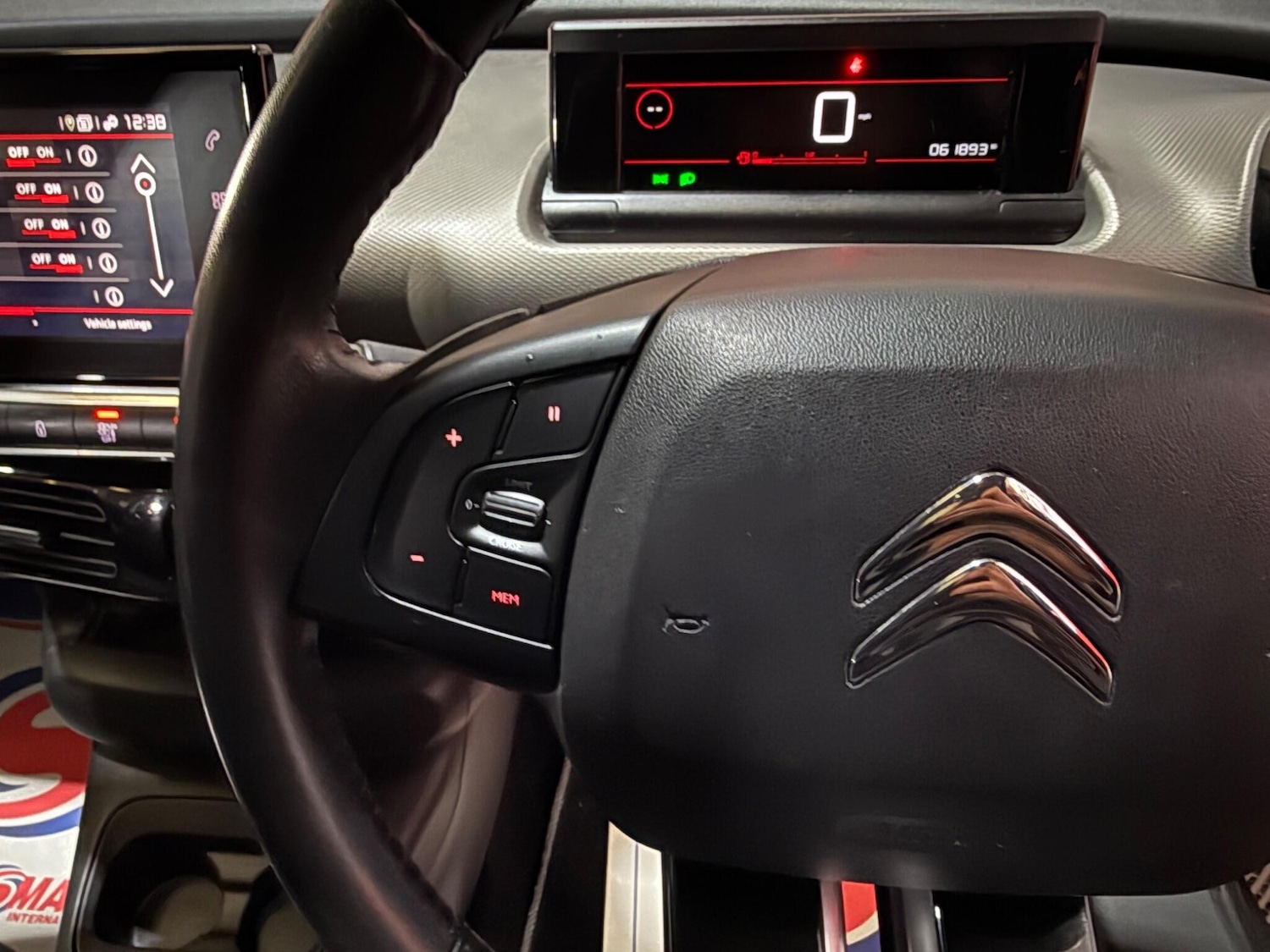 Used Citroen C4 Cactus for sale - 77266649: Photo 30