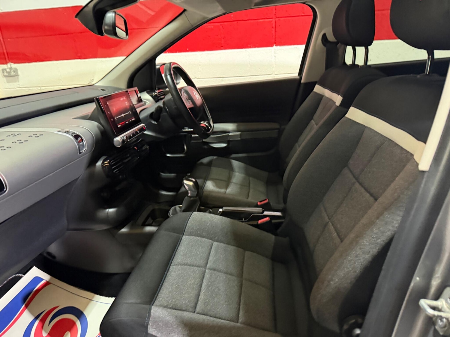 Used Citroen C4 Cactus for sale - 77266649: Photo 55