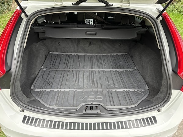 Used Volvo V60 2025 for sale - 76274470: Photo 18