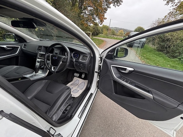 Used Volvo V60 2025 for sale - 76274470: Photo 19