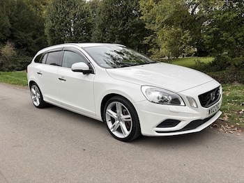 Used Volvo V60 2025 for sale - 76274470: Photo 2