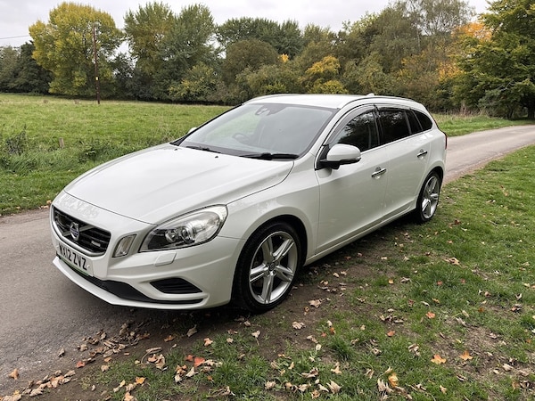 Used Volvo V60 2025 for sale - 76274470: Photo 3