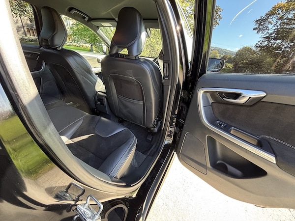 Used Volvo XC60 2016 for sale - 76029730: Photo 24