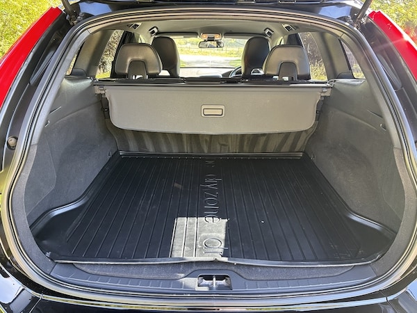 Used Volvo XC60 2016 for sale - 76029730: Photo 26