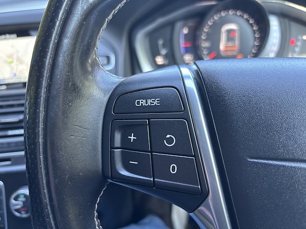Used Volvo XC60 2016 for sale - 76029730: Photo 32