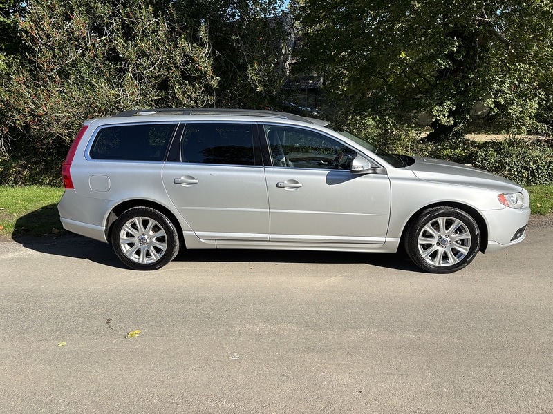 Used Volvo V70 2025 for sale - 76069295: Photo 5