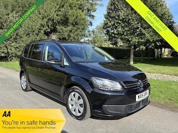 Used Volkswagen Touran 2015 for sale - 75970324: Photo