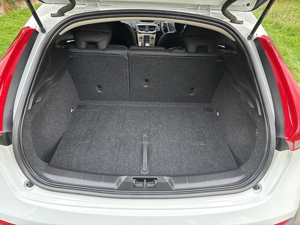 Used Volvo S40 2025 for sale - 76263834: Photo 18