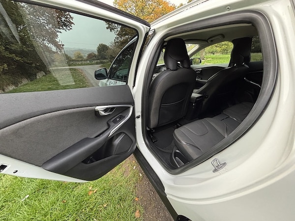 Used Volvo S40 2025 for sale - 76263834: Photo 23
