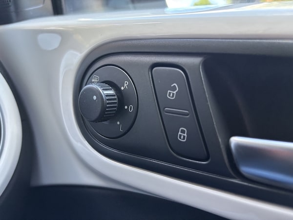 Used Volkswagen Beetle 2025 for sale - 76040044: Photo 28