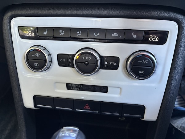 Used Volkswagen Beetle 2025 for sale - 76040044: Photo 29