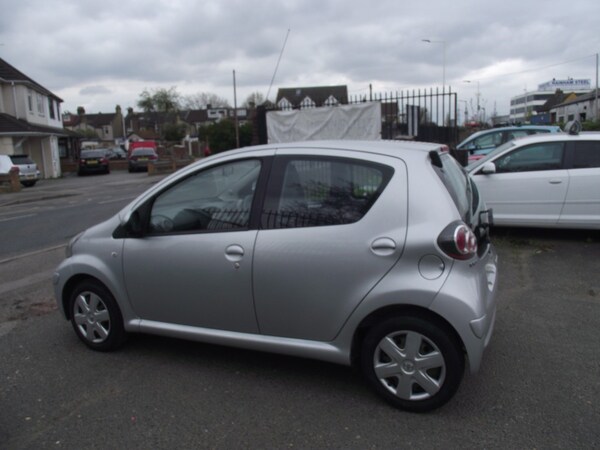 Used Toyota AYGO 2011 for sale - 75344252: Photo 4