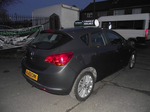 Used Vauxhall Astra 2014 for sale - 75344245: Photo 9