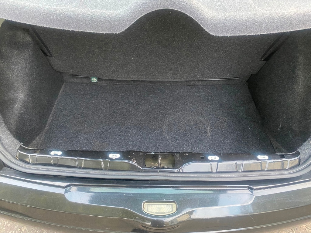 Used Nissan Micra 2010 for sale - 76225424: Photo 13