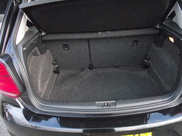 Used Volkswagen Polo 2015 for sale - 75344269: Photo 18