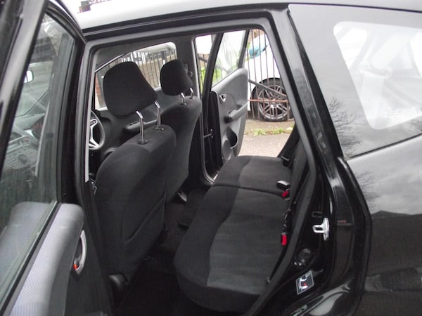 Used Honda Jazz 2010 for sale - 75344254: Photo 13