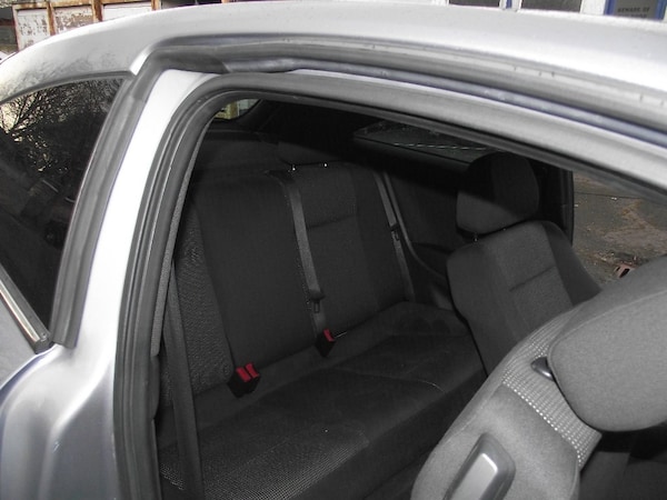 Used Vauxhall Astra 2010 for sale - 75344264: Photo 10
