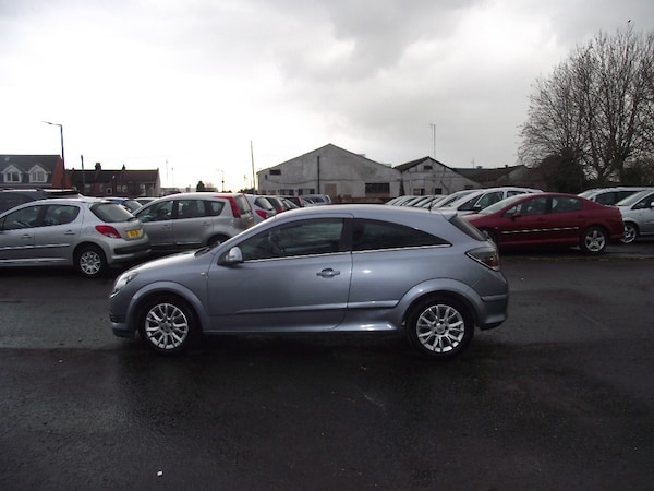 Used Vauxhall Astra 2010 for sale - 75344264: Photo 7
