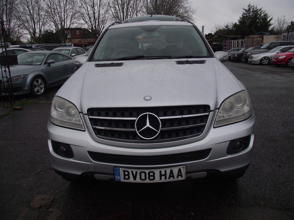 Used Mercedes-Benz 320 2008 for sale - 75344226: Photo 10
