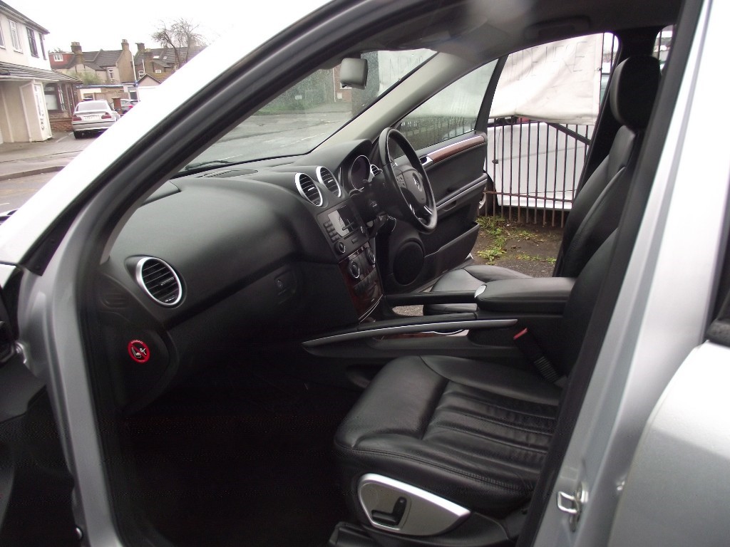 Used Mercedes-Benz 320 2008 for sale - 75344226: Photo 14