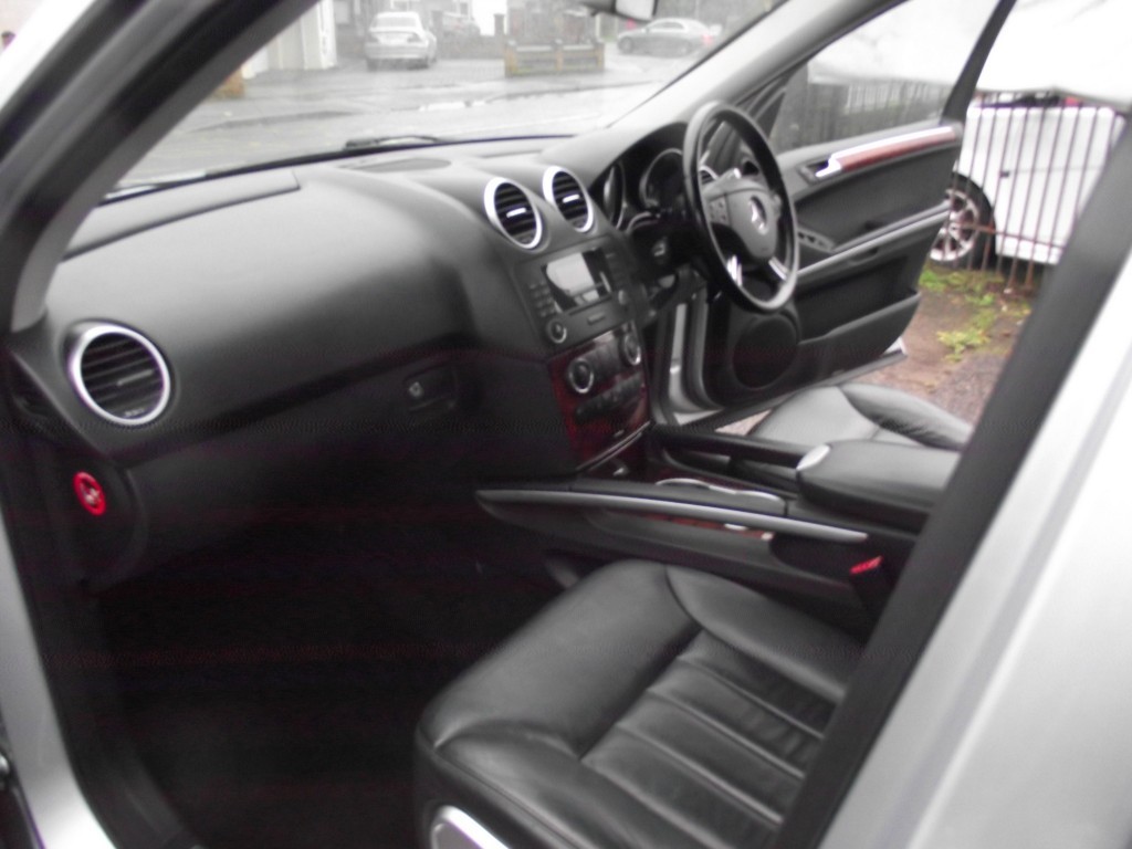 Used Mercedes-Benz 320 2008 for sale - 75344226: Photo 16