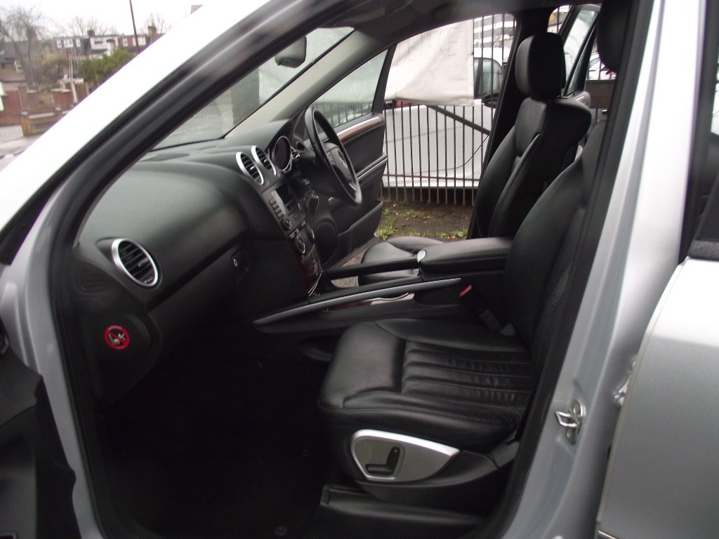 Used Mercedes-Benz 320 2008 for sale - 75344226: Photo 17