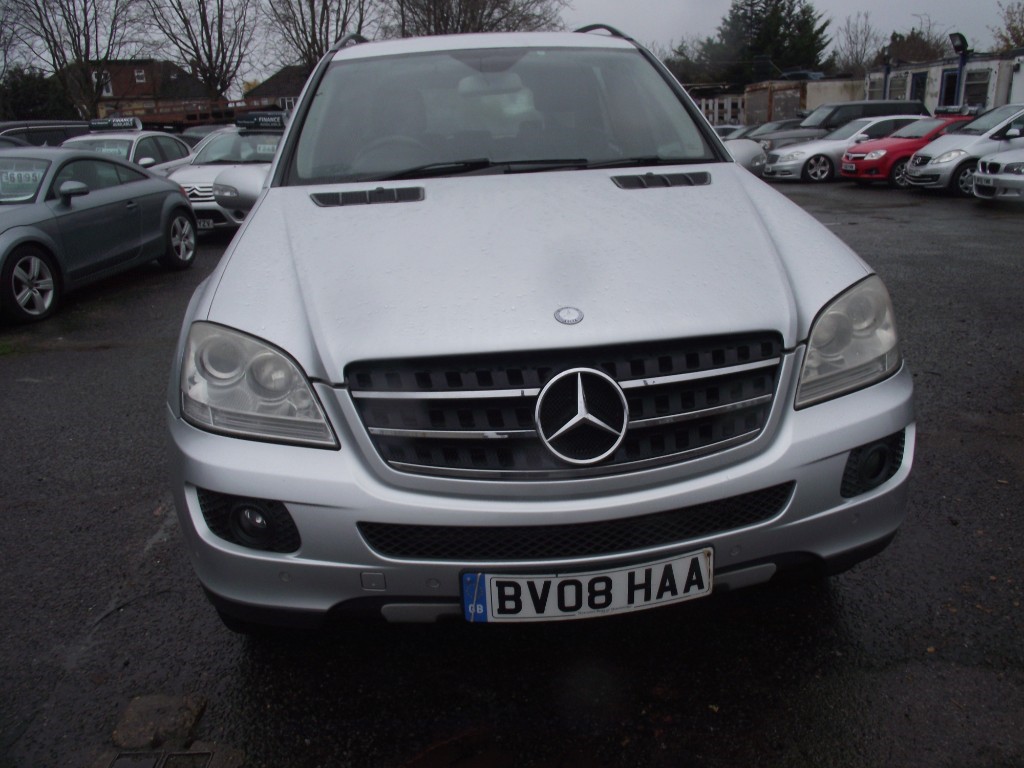 Used Mercedes-Benz 320 2008 for sale - 75344226: Photo 3
