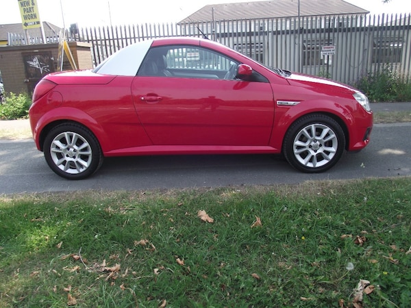 Used Vauxhall Tigra 2006 for sale - 75344243: Photo 16